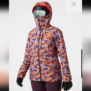 New‎ Helly Hansen Powerchaser Lifaloft Jacket Women's Size Small Purple Camo
